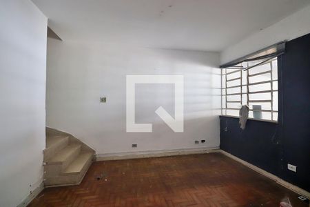 Casa à venda com 90m², 2 quartos e 2 vagasSala