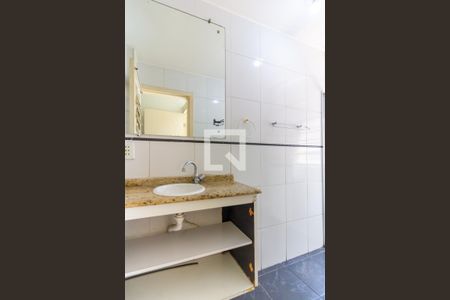 Banheiro de apartamento à venda com 1 quarto, 44m² em Água Branca, São Paulo
