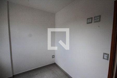 Quarto de apartamento para alugar com 1 quarto, 37m² em Vila Margarida, São Paulo