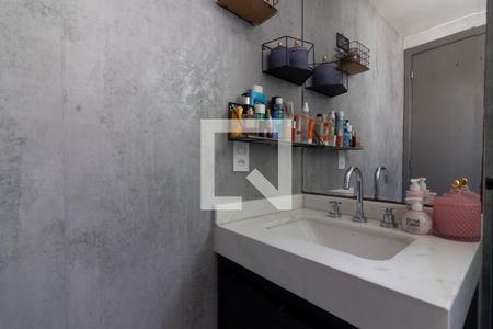 Banheiro de kitnet/studio para alugar com 1 quarto, 32m² em Sumaré, São Paulo