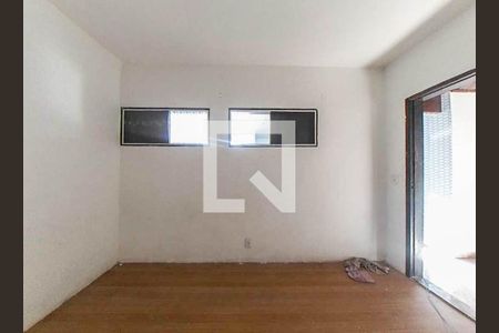 Quarto de apartamento para alugar com 1 quarto, 60m² em Vila Treze de Maio, Nova Iguaçu