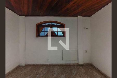 Sala de apartamento para alugar com 1 quarto, 60m² em Vila Treze de Maio, Nova Iguaçu