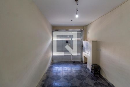 Vista Sala de casa para alugar com 2 quartos, 80m² em Vila Granada, São Paulo