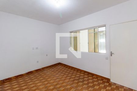 Sala de casa para alugar com 2 quartos, 80m² em Vila Granada, São Paulo