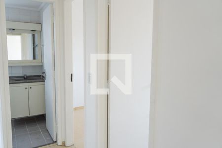 Banheiro de apartamento à venda com 2 quartos, 54m² em Jardim Cláudia, São Paulo