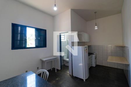 Studio para alugar com 30m², 1 quarto e sem vaga Studio para alugar com 30m², 1 quarto e sem vagaCozinha
