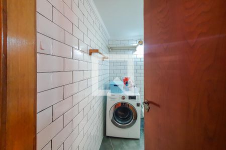 Banheiro de apartamento para alugar com 1 quarto, 25m² em Aclimação, São Paulo