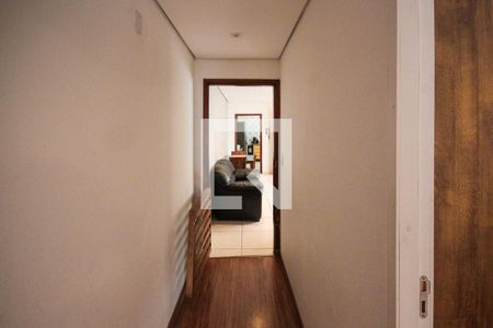 Corredor de casa à venda com 2 quartos, 100m² em Chácara Mafalda, São Paulo