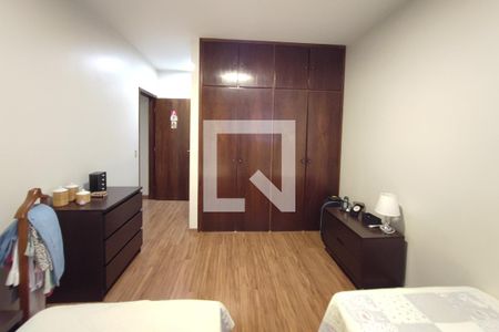 Quarto Suíte de apartamento à venda com 3 quartos, 143m² em Centro, Campinas
