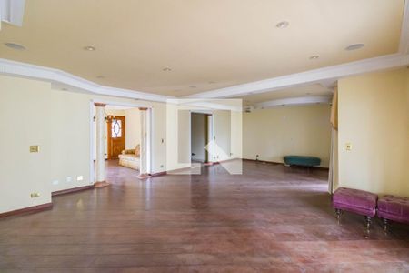 Apartamento para alugar com 247m², 4 quartos e 4 vagasSala