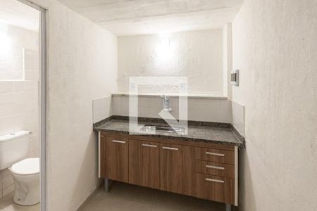 Sala/ cozinha  de kitnet/studio para alugar com 1 quarto, 25m² em Cidade Nova, Rio de Janeiro