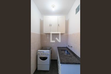Studio para alugar com 30m², 1 quarto e 1 vaga Studio para alugar com 30m², 1 quarto e 1 vagaKitnet