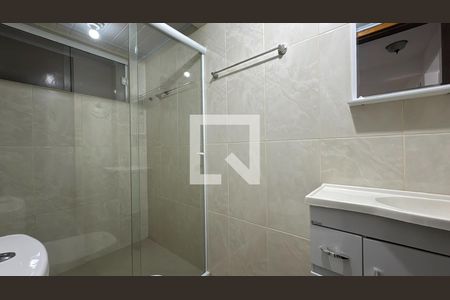 Banheiro  de casa para alugar com 3 quartos, 160m² em Boqueirão, Curitiba