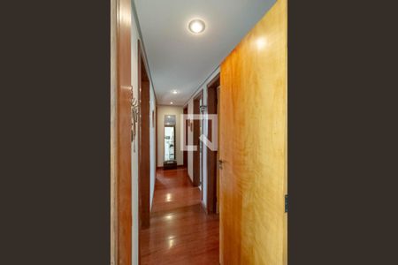 Corredor de apartamento à venda com 4 quartos, 250m² em Alto Caiçaras, Belo Horizonte