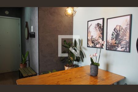 Sala de apartamento à venda com 3 quartos, 76m² em Jardim Ermida I, Jundiaí