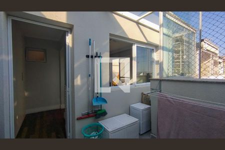 Apartamento à venda com 140m², 2 quartos e 1 vaga Apartamento à venda com 140m², 2 quartos e 1 vagaÁrea de Serviço