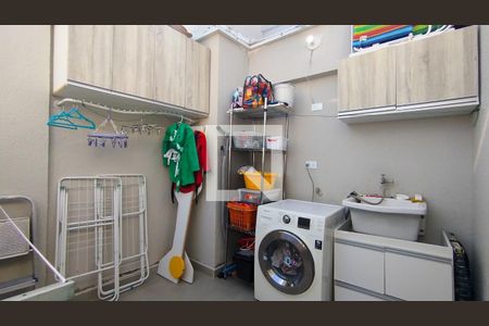 Apartamento à venda com 140m², 2 quartos e 1 vaga Apartamento à venda com 140m², 2 quartos e 1 vagaÁrea de Serviço