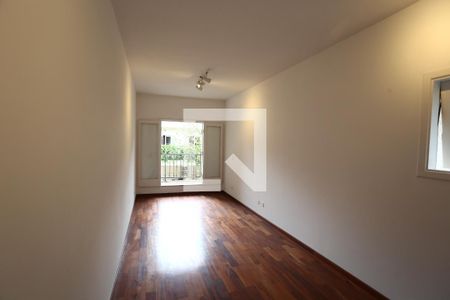 Quarto 2 de casa à venda com 3 quartos, 300m² em Jardim Viana, São Paulo