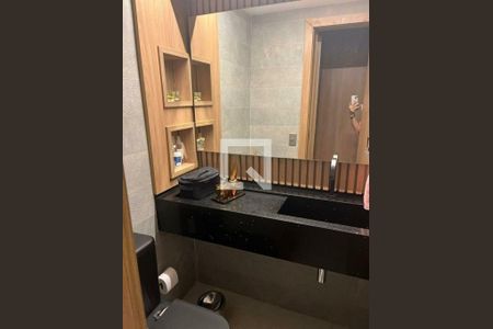 Apartamento à venda com 3 quartos, 158m² em Moema, São Paulo