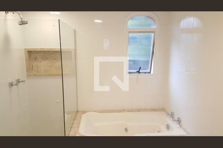 Apartamento à venda com 200m², 3 quartos e 4 vagas