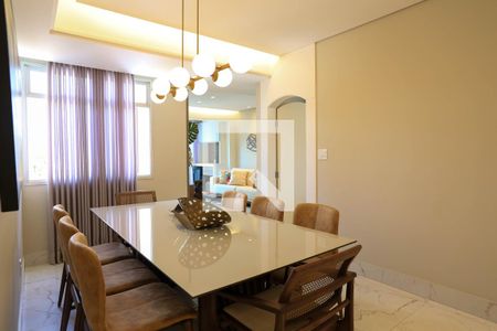 Sala de apartamento à venda com 4 quartos, 125m² em Cidade Nova, Belo Horizonte