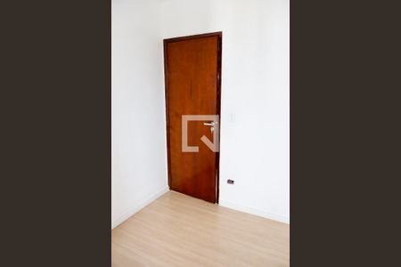 Quarto 1 de casa para alugar com 4 quartos, 125m² em Quitaúna, Osasco