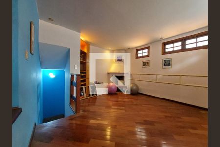 Sala 1º andar de casa à venda com 3 quartos, 210m² em Cidade Dutra, São Paulo