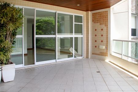 Varanda de apartamento à venda com 3 quartos, 143m² em Barra da Tijuca, Rio de Janeiro