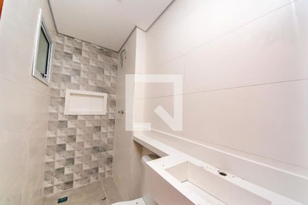 Banheiro de apartamento para alugar com 2 quartos, 47m² em Chácara Mafalda, São Paulo