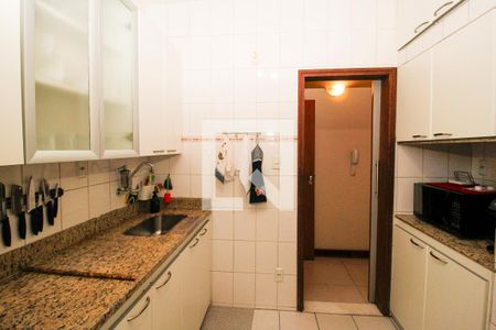 Cozinha de apartamento à venda com 3 quartos, 125m² em Barro Preto, Belo Horizonte