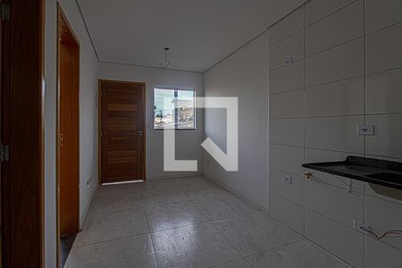 sala e cozinha de apartamento para alugar com 2 quartos, 33m² em Vila Vera, São Paulo