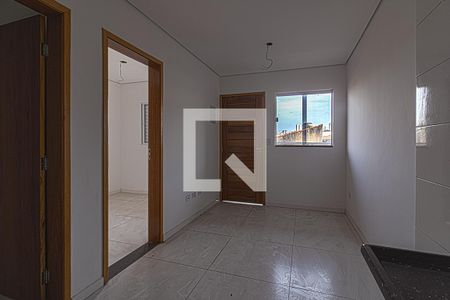 sala e cozinha de apartamento para alugar com 2 quartos, 33m² em Vila Vera, São Paulo