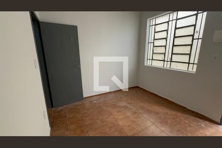 Sala de casa para alugar com 1 quarto, 16m² em Setor Central, Goiânia