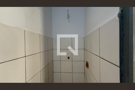 Banheiro de casa para alugar com 1 quarto, 16m² em Setor Central, Goiânia