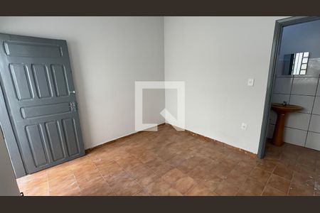 Sala de casa para alugar com 1 quarto, 16m² em Setor Central, Goiânia