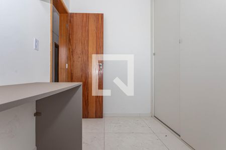 Quarto 1 de apartamento para alugar com 2 quartos, 33m² em Vila Vera, São Paulo