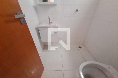 Banheiro de apartamento à venda com 2 quartos, 45m² em Jardim Piqueroby, São Paulo