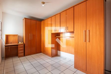 Casa à venda com 132m², 3 quartos e 2 vagas Casa à venda com 132m², 3 quartos e 2 vagasQuarto 3