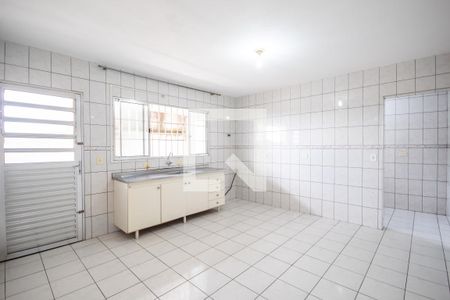 Casa à venda com 132m², 3 quartos e 2 vagas Casa à venda com 132m², 3 quartos e 2 vagasCozinha