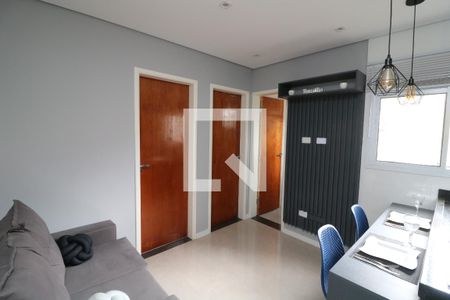 Sala de apartamento à venda com 2 quartos, 40m² em Jardim Piqueroby, São Paulo