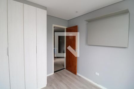 Quarto 2 de apartamento à venda com 2 quartos, 40m² em Jardim Piqueroby, São Paulo