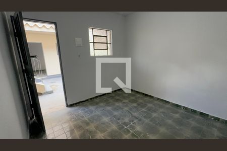 Quarto de casa para alugar com 1 quarto, 16m² em Setor Central, Goiânia