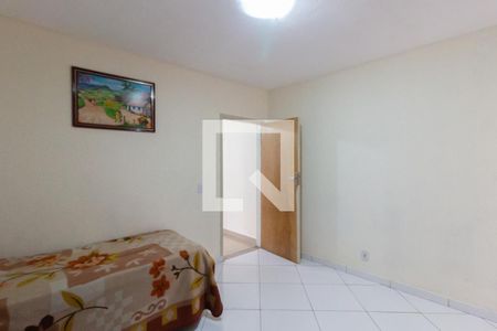 Quarto 1 de casa à venda com 3 quartos, 60m² em Vila Carmosina, São Paulo