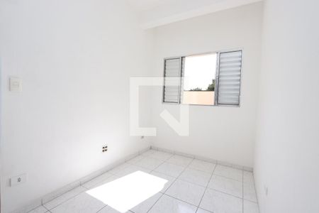 Quarto 2 de casa para alugar com 2 quartos, 62m² em Vila Califórnia, São Paulo