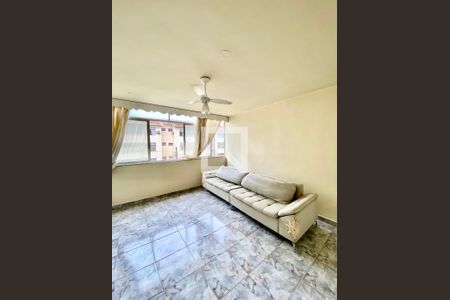 Sala de apartamento para alugar com 3 quartos, 70m² em Del Castilho, Rio de Janeiro