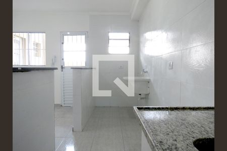 Sala e Cozinha de casa de condomínio para alugar com 1 quarto, 30m² em Chácara Inglesa, São Paulo