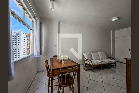 Sala de apartamento para alugar com 1 quarto, 80m² em Pitangueiras, Guarujá