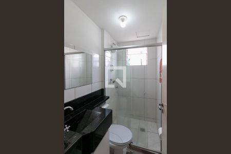 Banheiro Social de apartamento para alugar com 2 quartos, 52m² em Camargos, Belo Horizonte