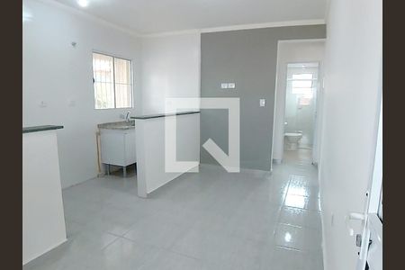 Sala e Cozinha de casa de condomínio para alugar com 1 quarto, 30m² em Chácara Inglesa, São Paulo