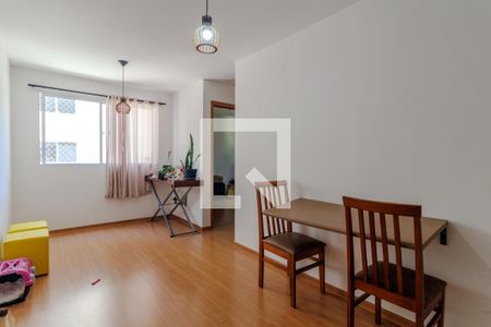 Sala de apartamento para alugar com 2 quartos, 42m² em Parque Esmeralda, São Paulo